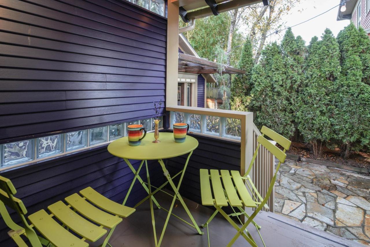 Secluded Patio Suite Right By All The Action Portland Exterior photo